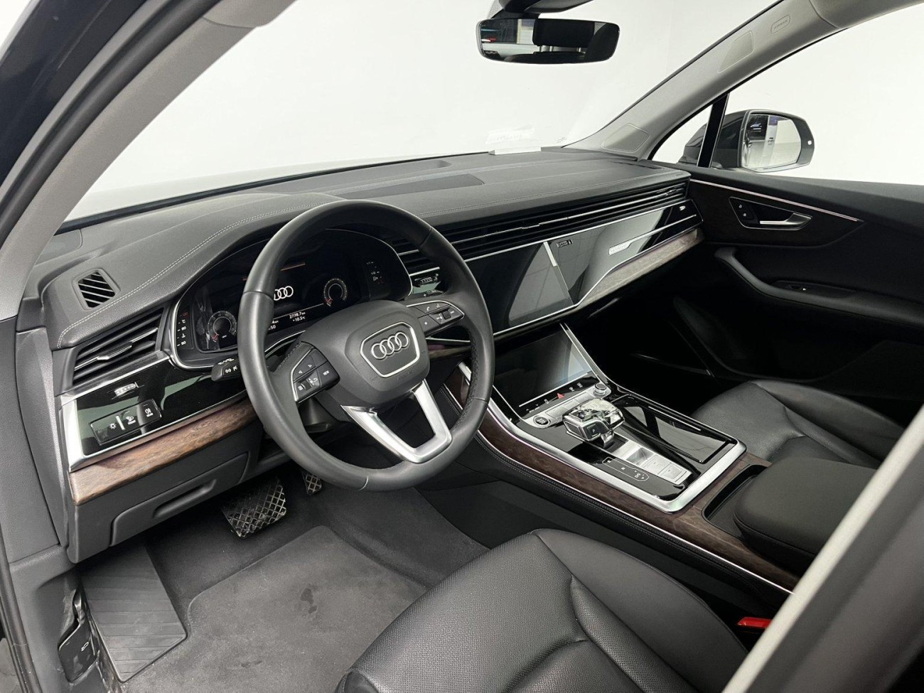 Audi Q7 55 TFSI 2023