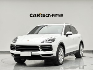 Porsche Cayenne 2021