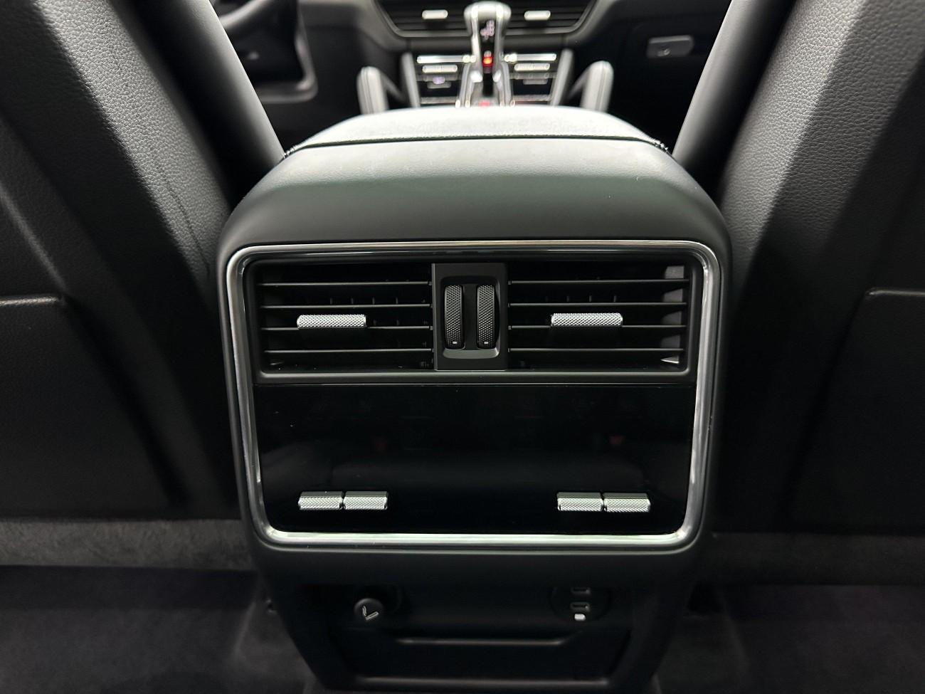 Porsche Cayenne 2021