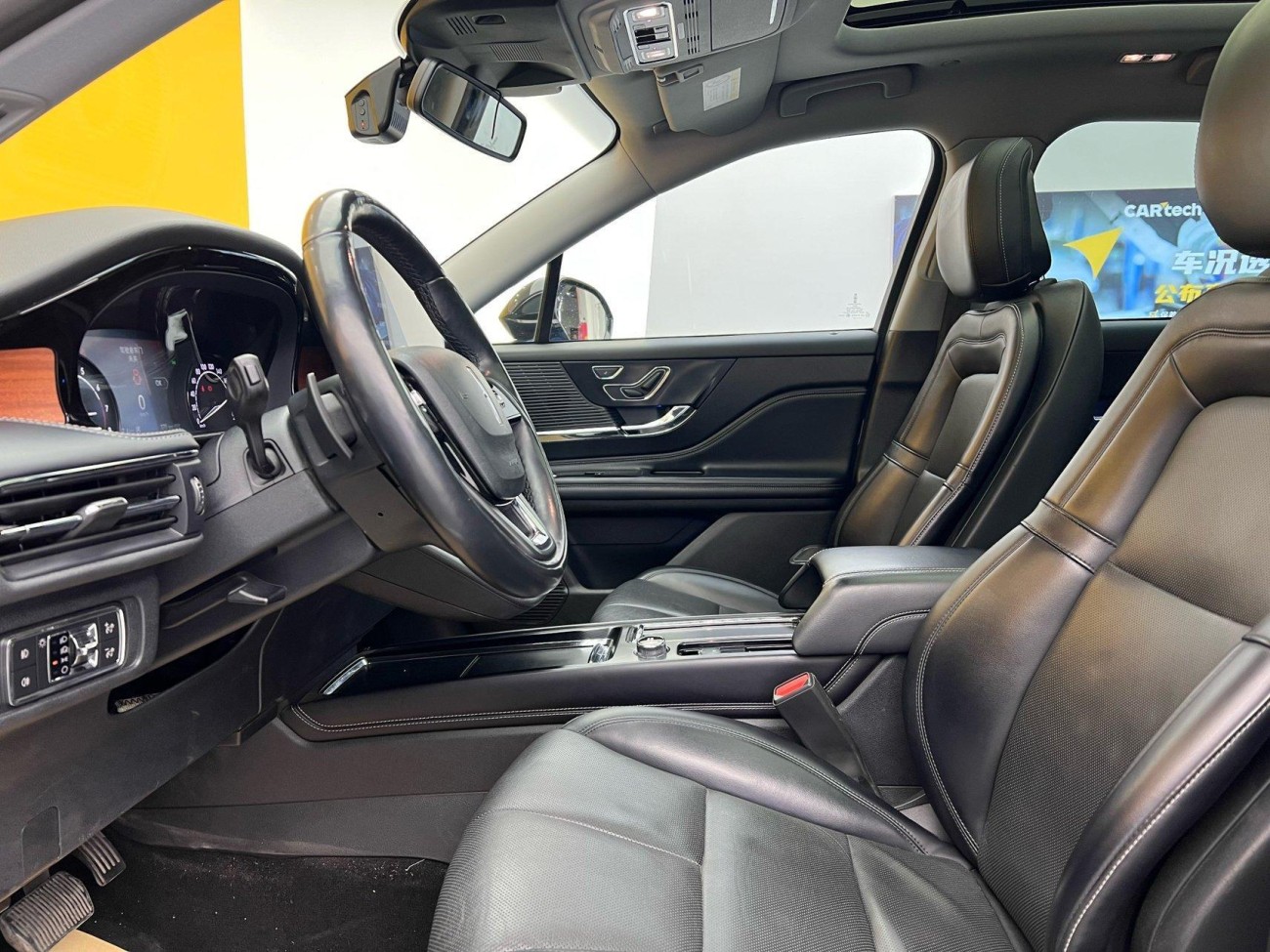 Lincoln Corsair 2021