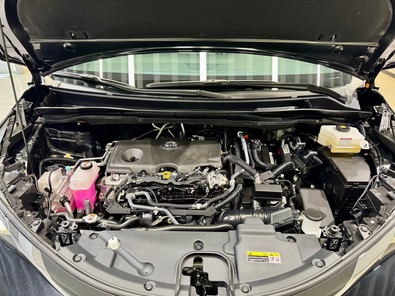 Toyota Granvia 2024