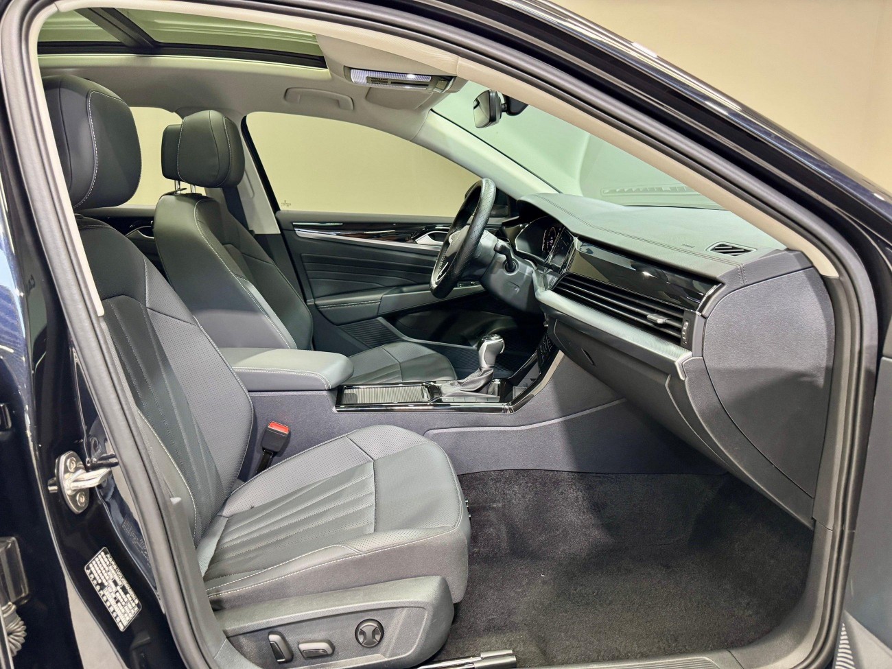 Volkswagen Passat 2025