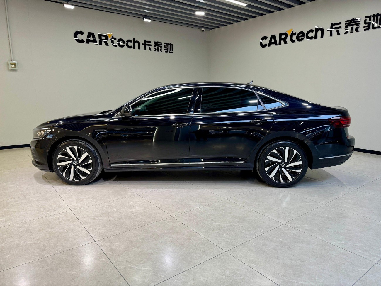Volkswagen Passat 2025