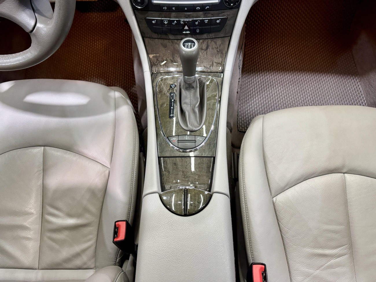 Mercedes-Benz E350 2008
