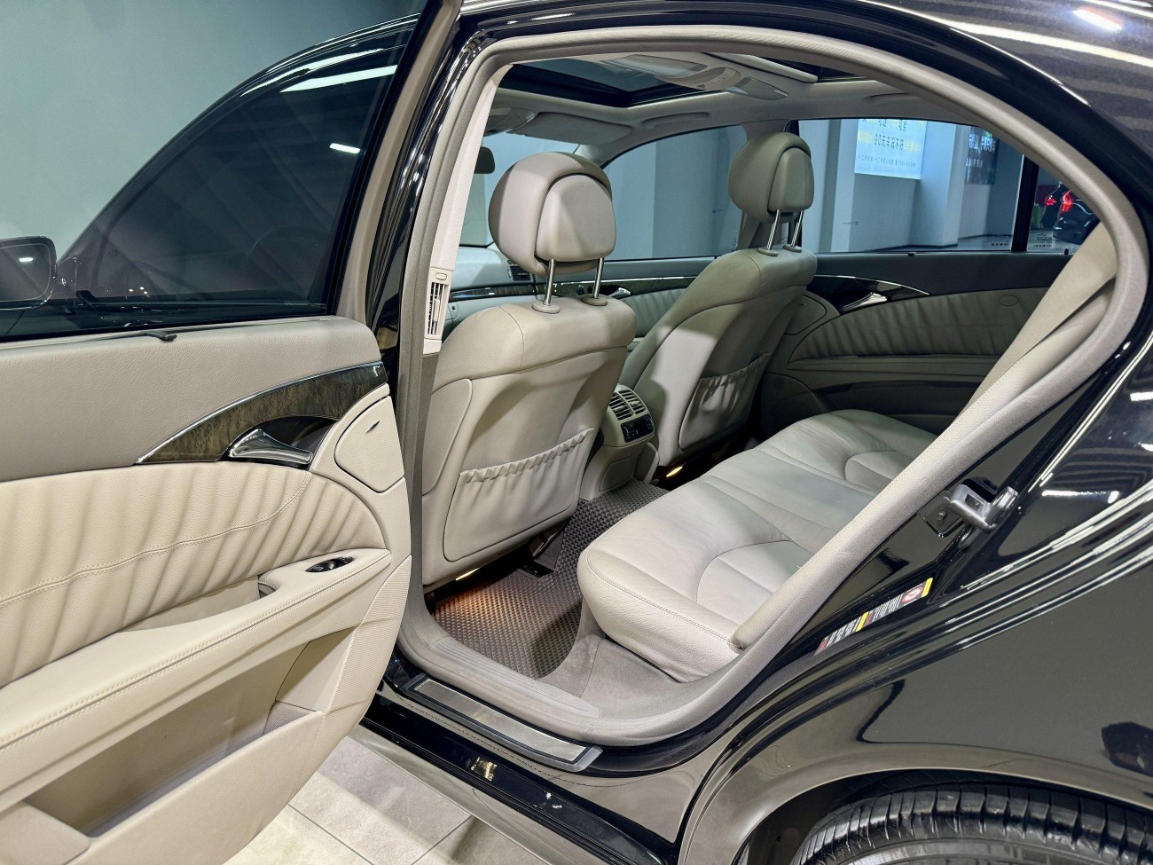Mercedes-Benz E350 2008