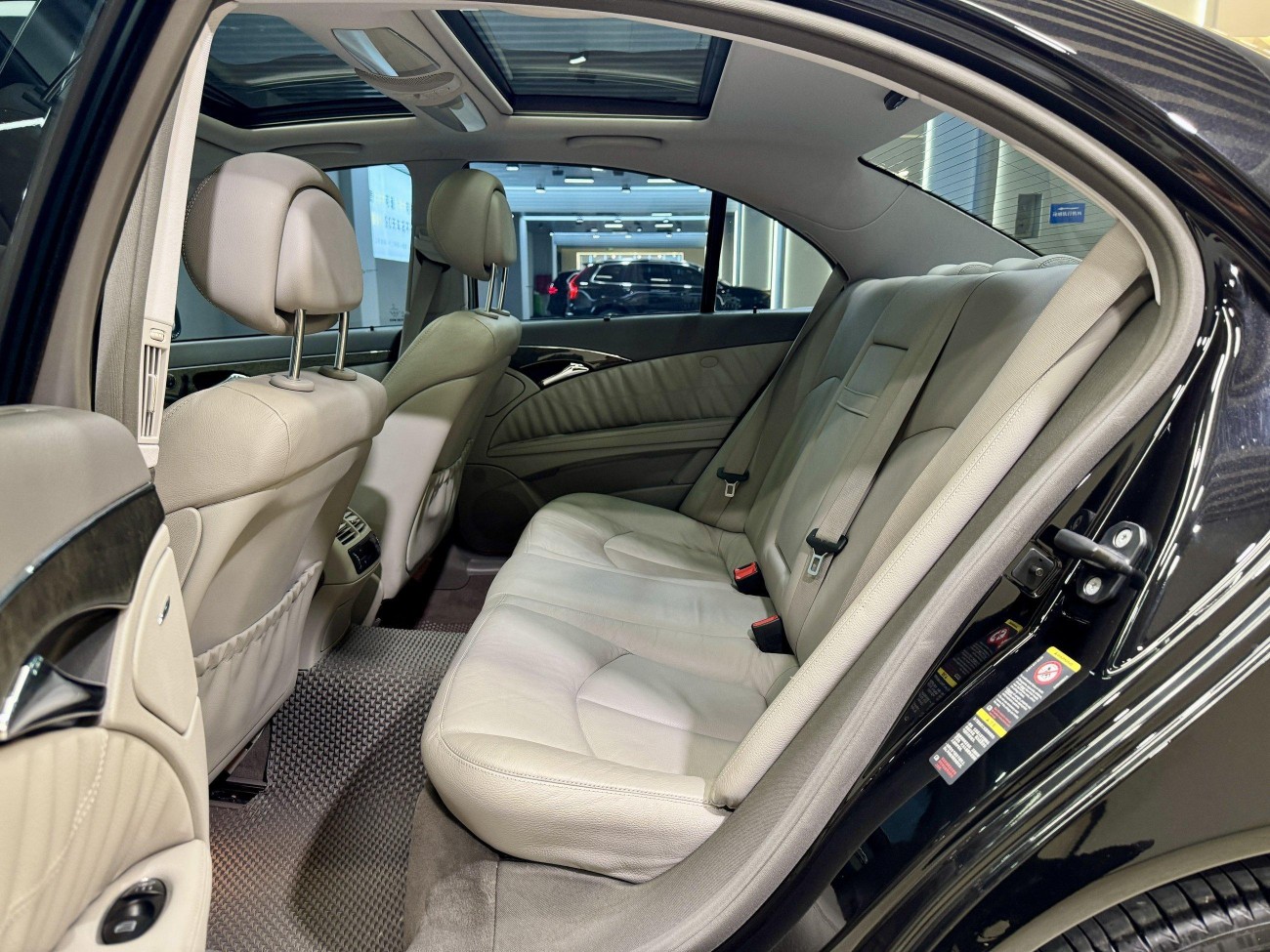 Mercedes-Benz E350 2008