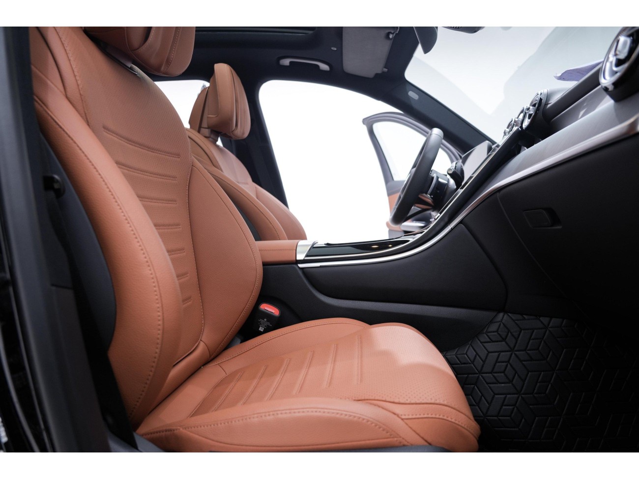 Mercedes-Benz GLC 260 L 2025