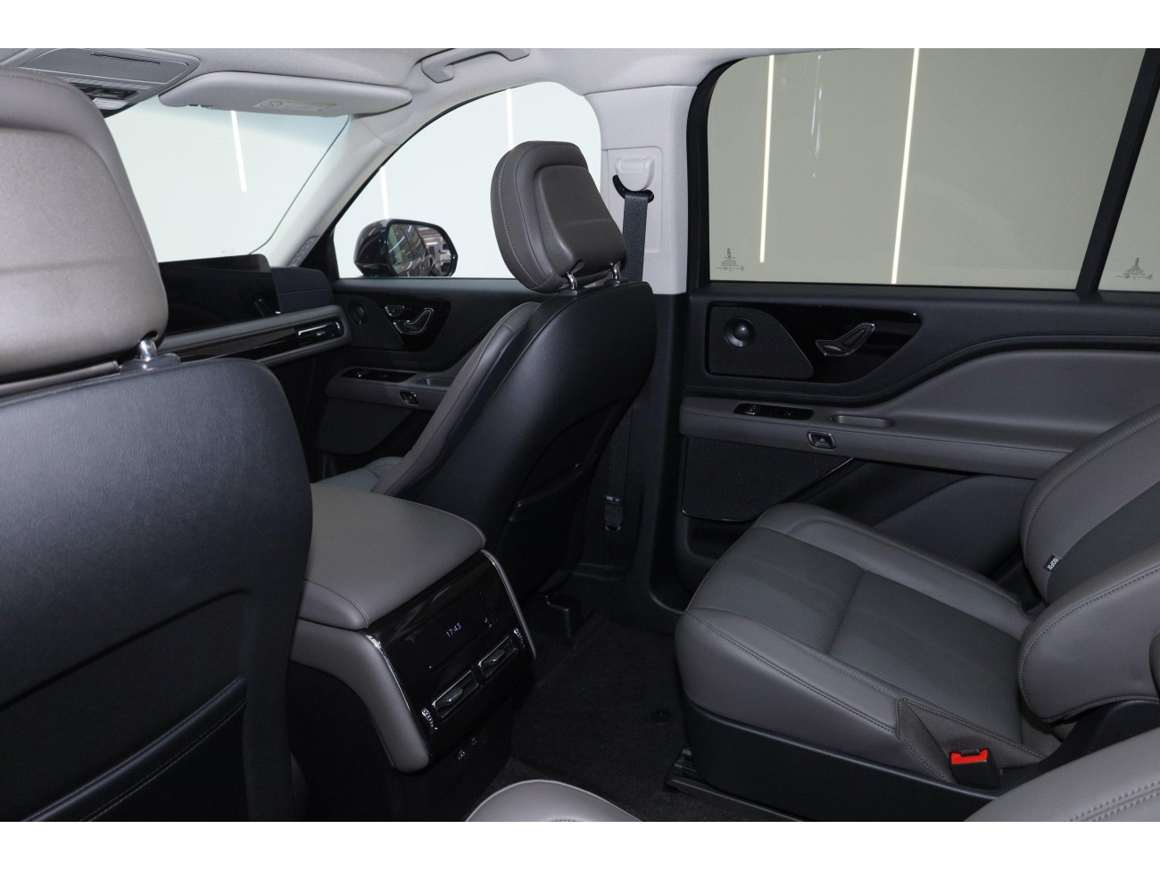 Lincoln Aviator 2025