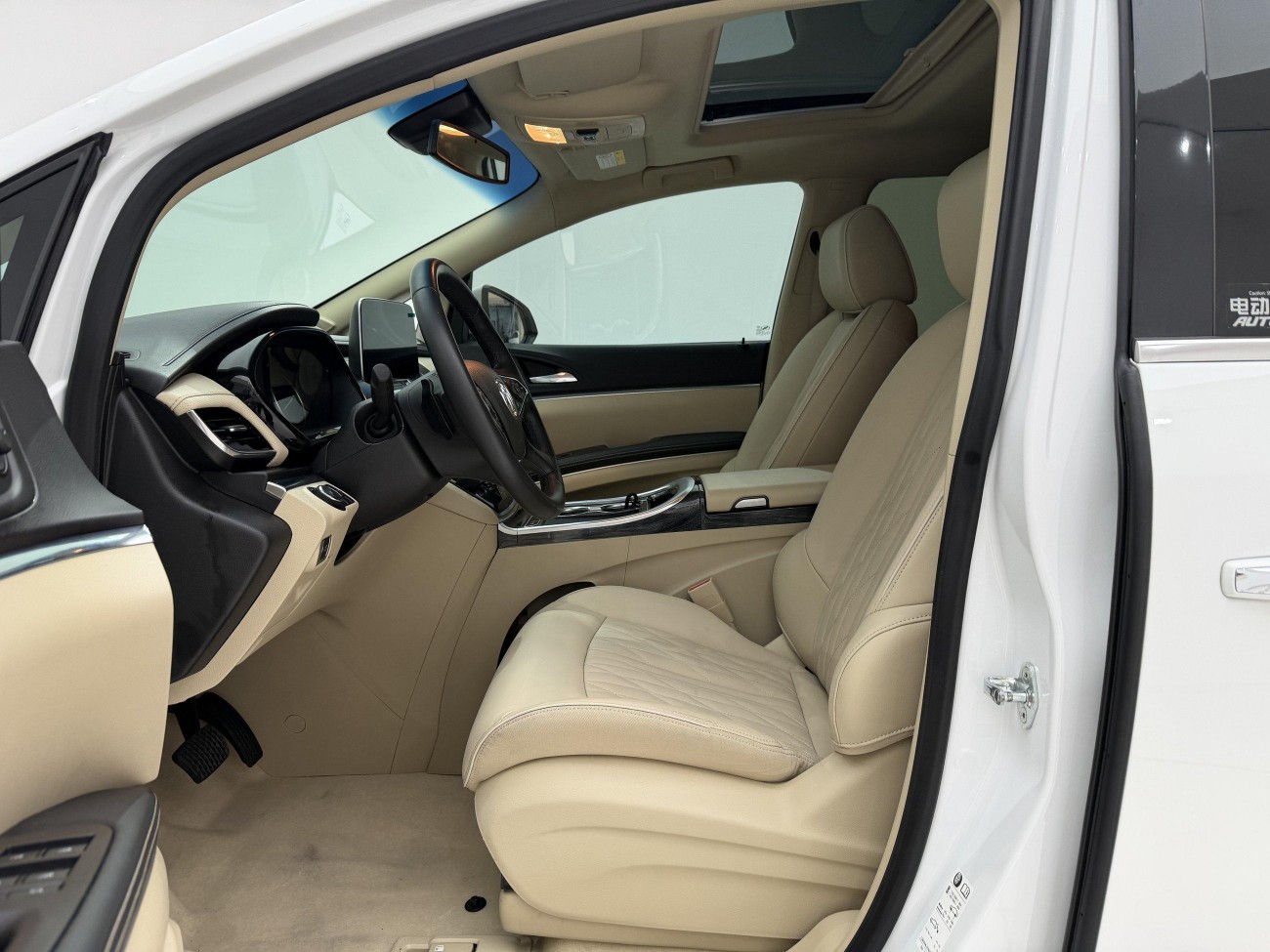 Buick GL8 2023