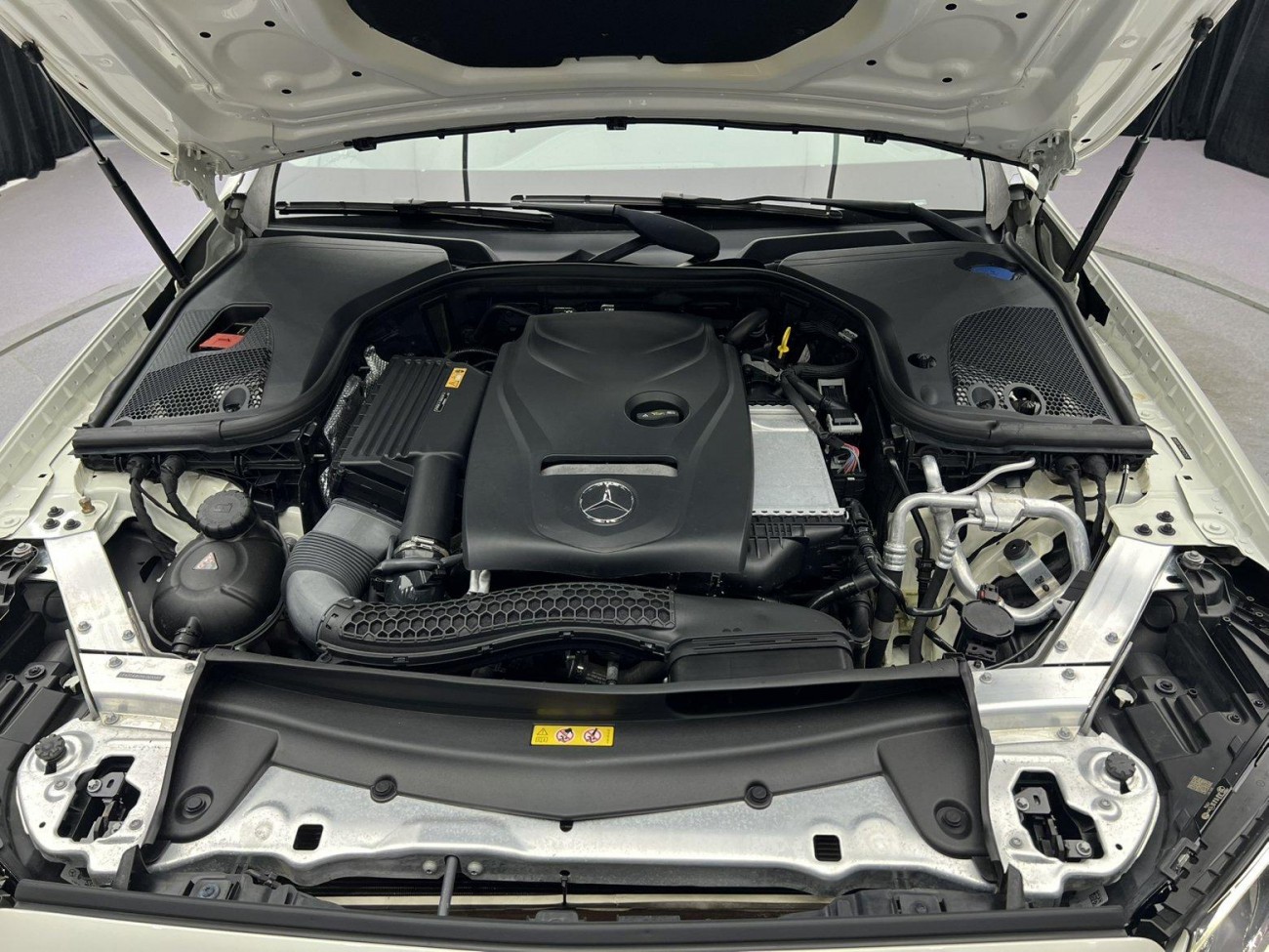 Mercedes-Benz E 300 L 2016