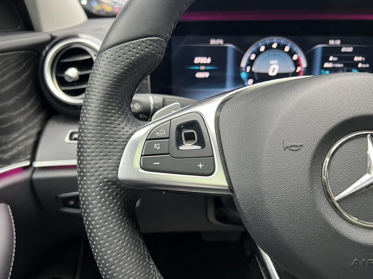 Mercedes-Benz E 300 L 2016
