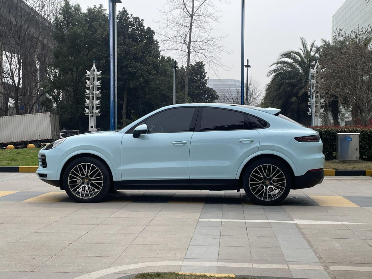 Porsche Cayenne 2021