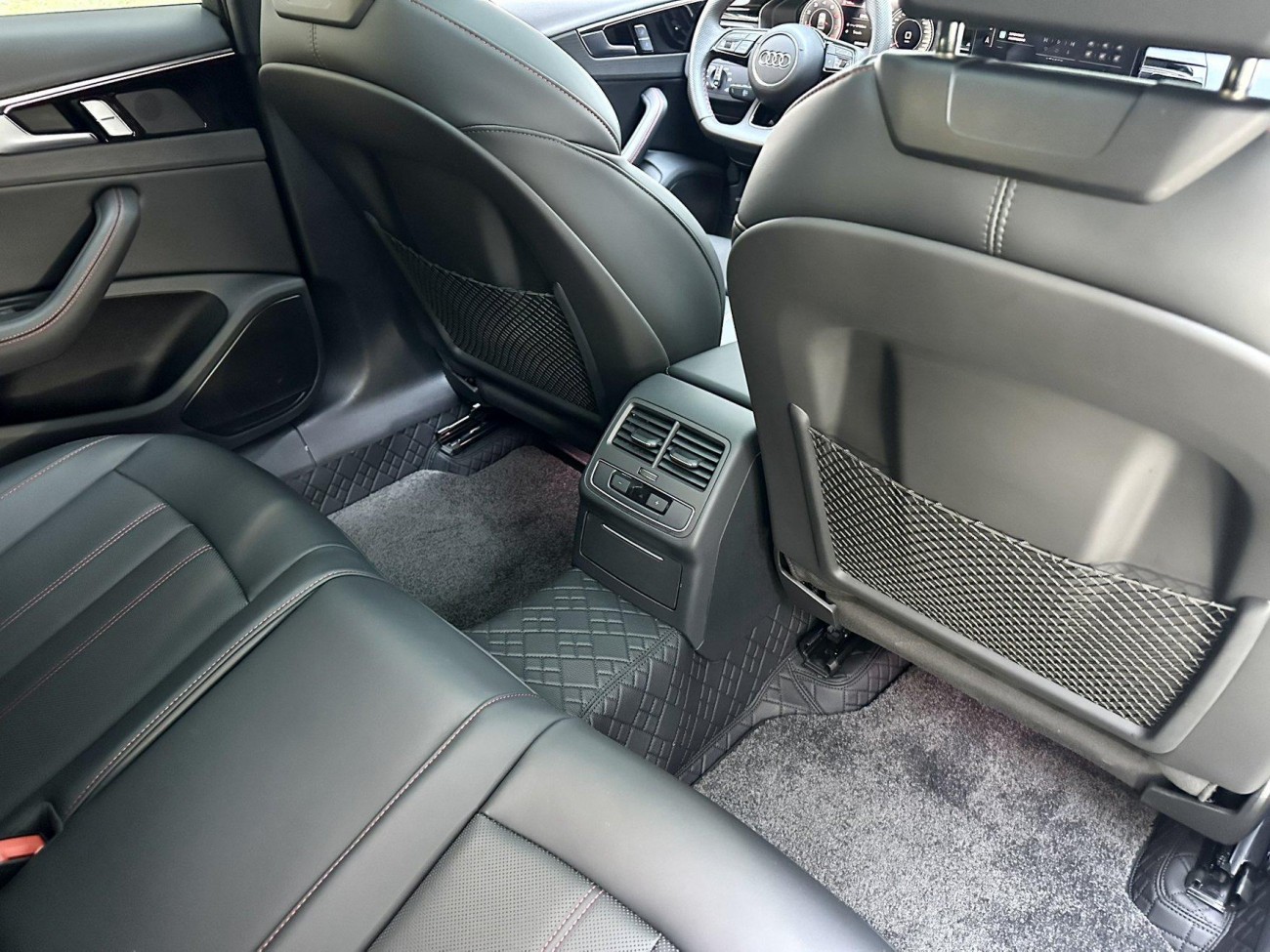 Audi A4L 2025