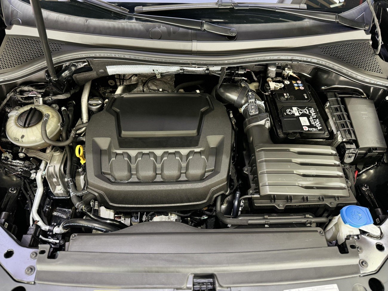 Volkswagen Tiguan L 2024