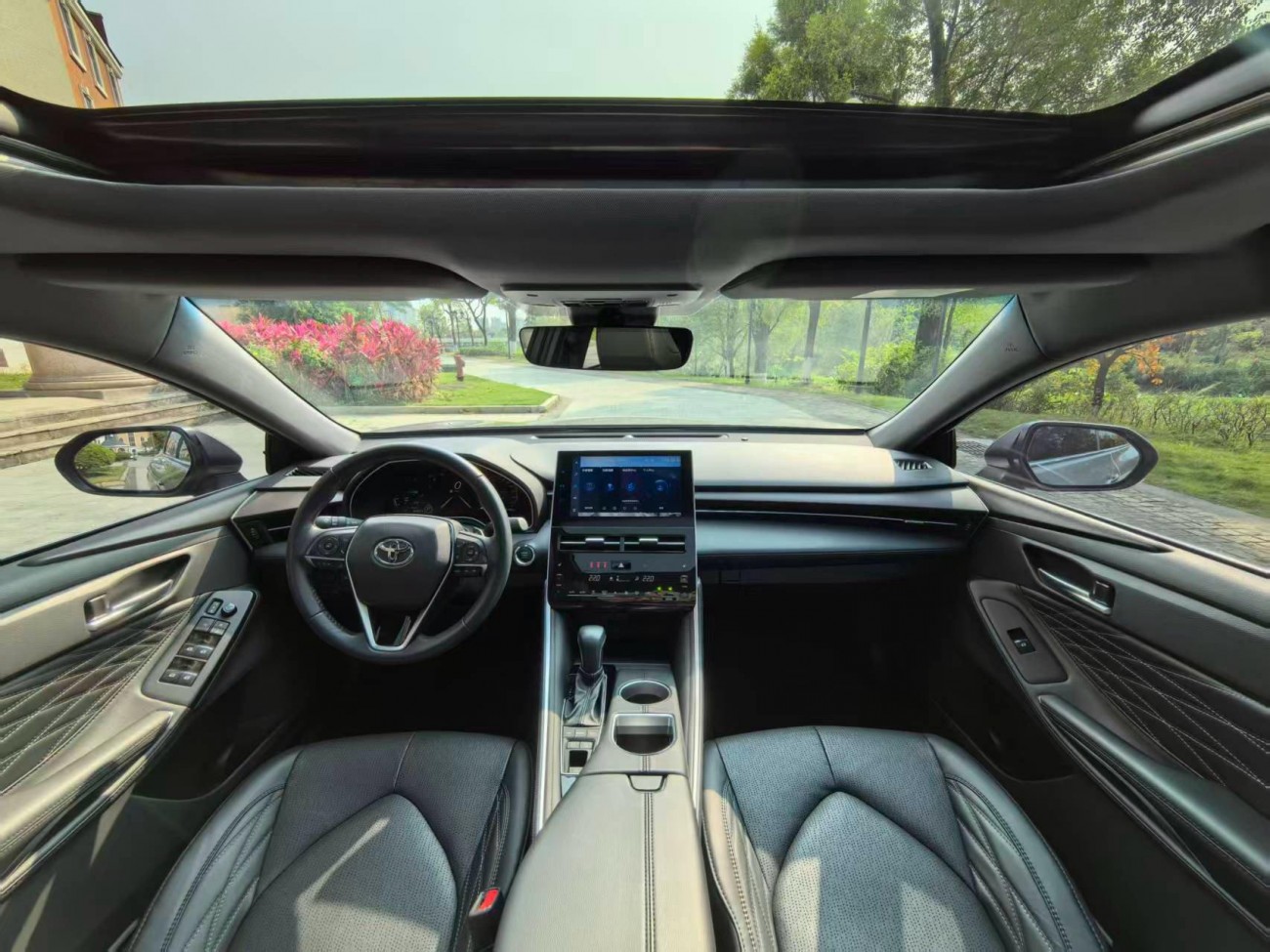 Toyota Avalon 2023