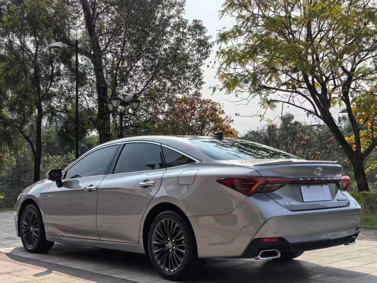 Toyota Avalon 2023