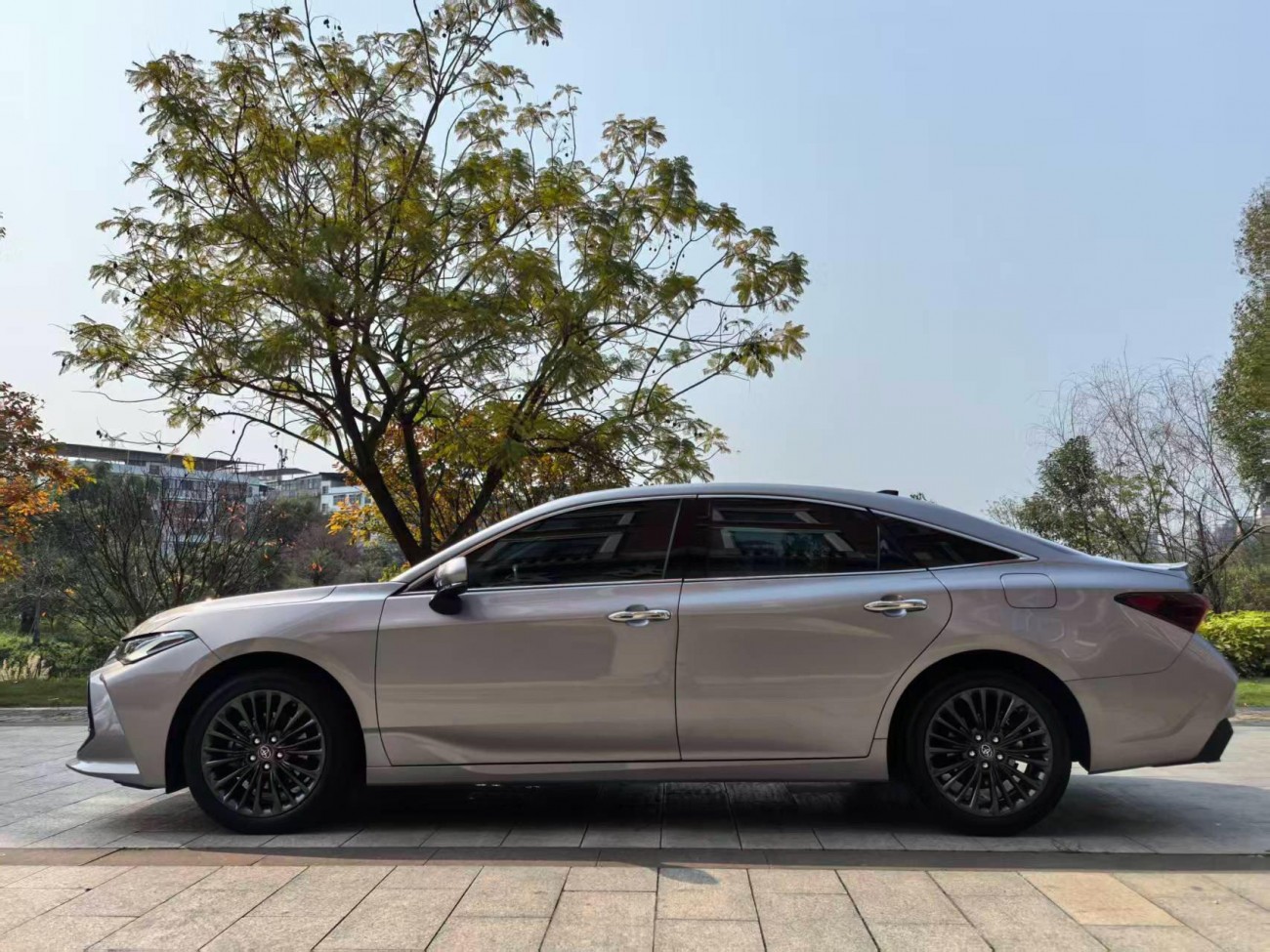 Toyota Avalon 2023