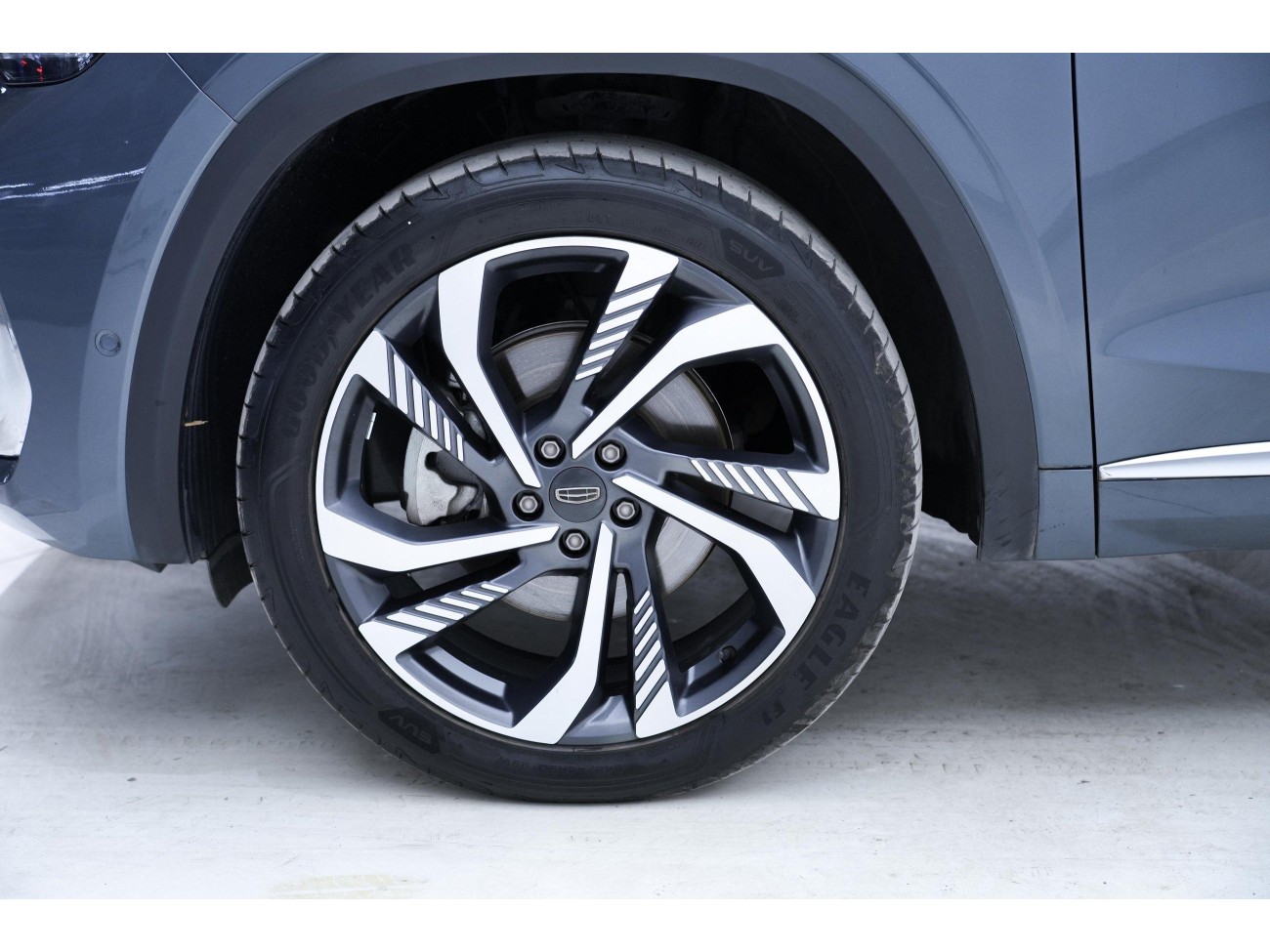 Geely Xingyue L 2022