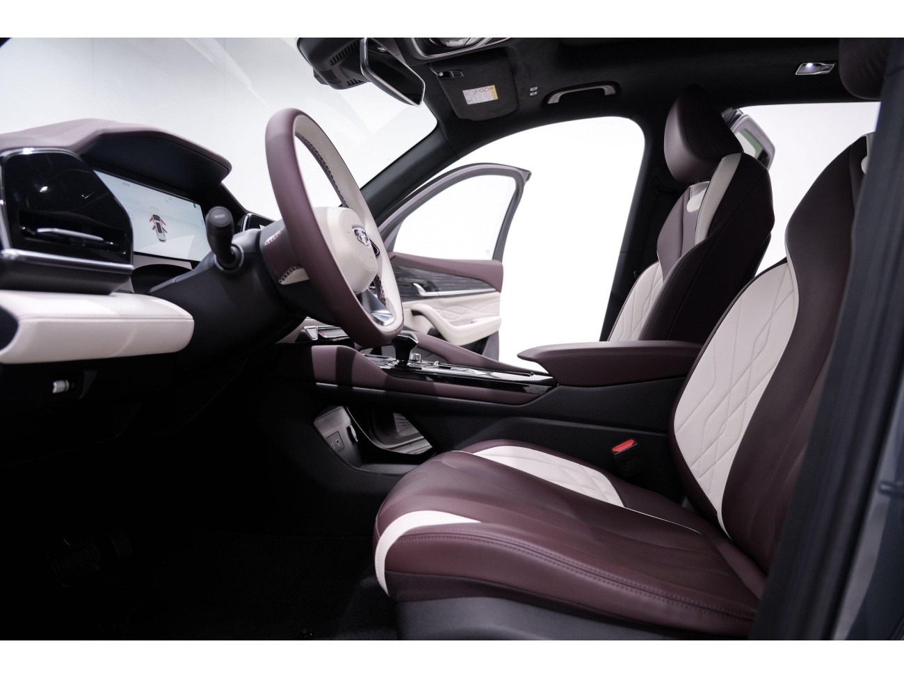 Geely Xingyue L 2022