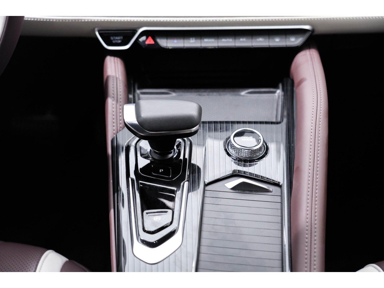 Geely Xingyue L 2022