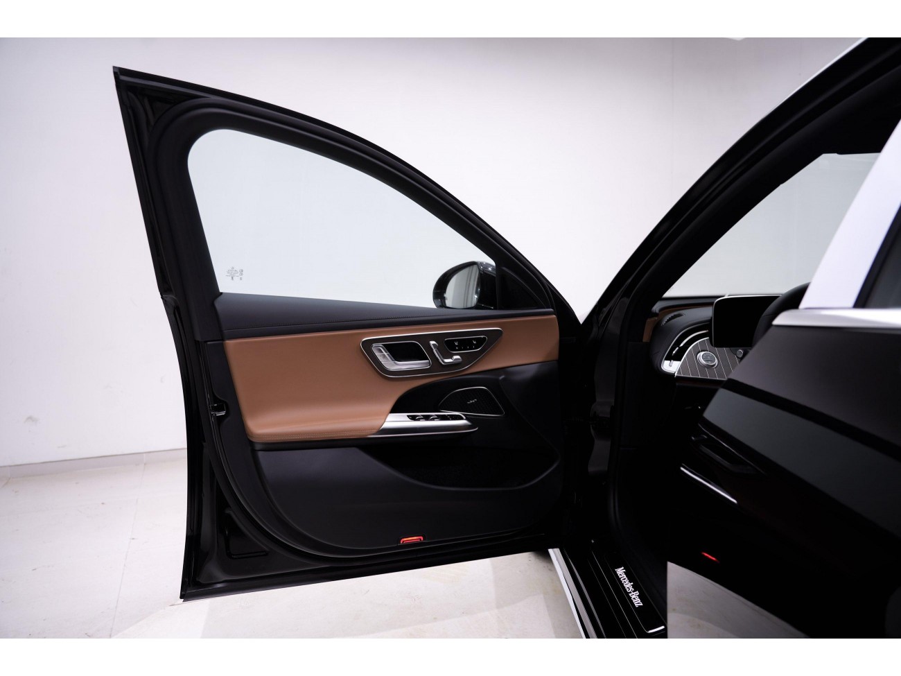 Mercedes-Benz E 300 L 2025