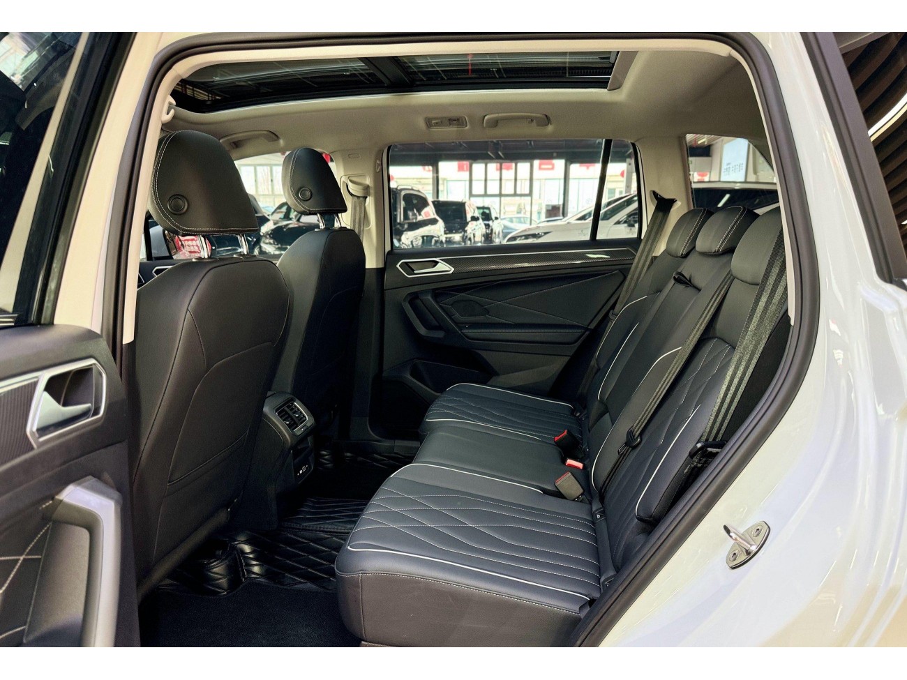 Volkswagen Tiguan L 2025