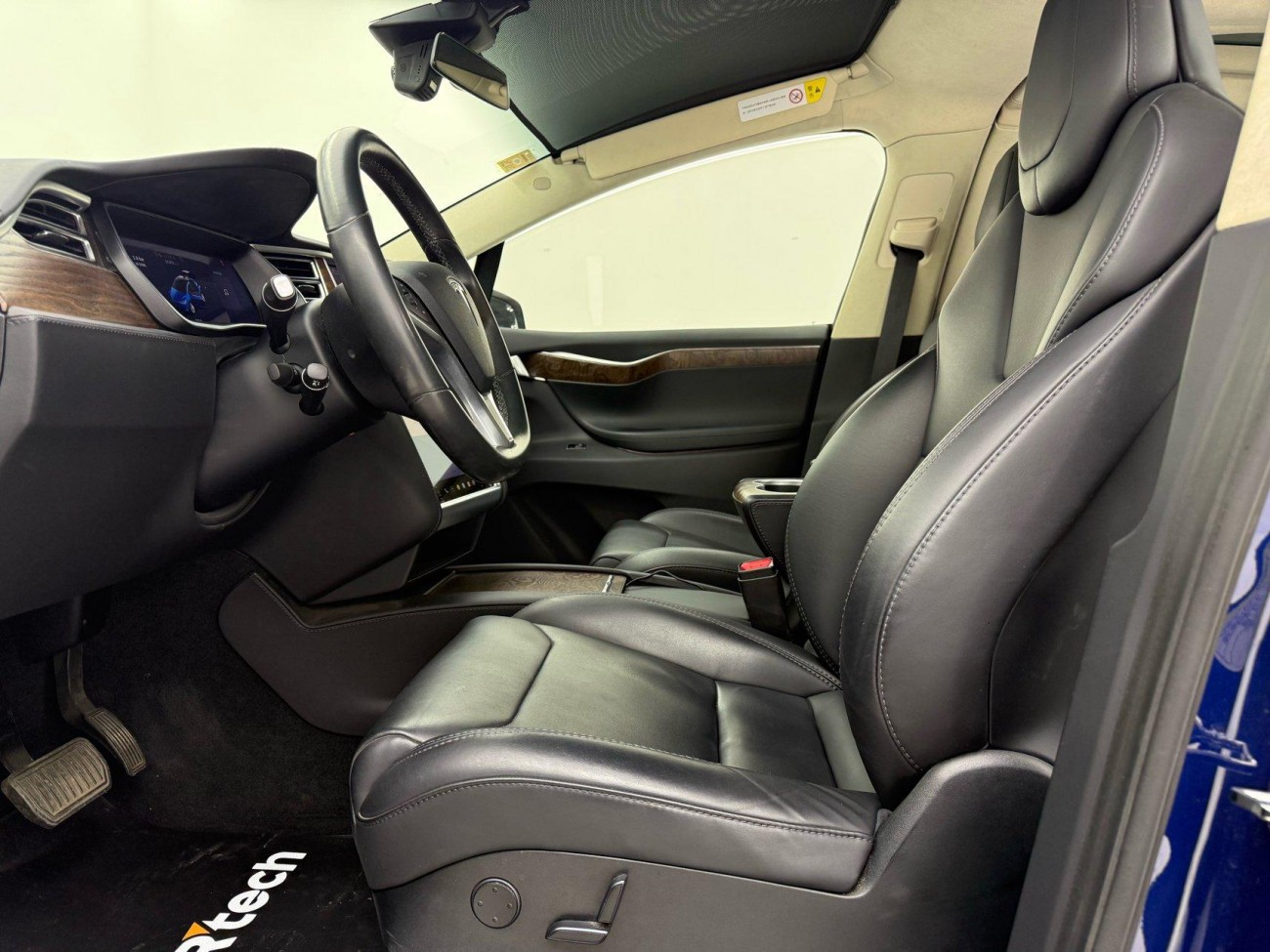 Tesla Model X 2018