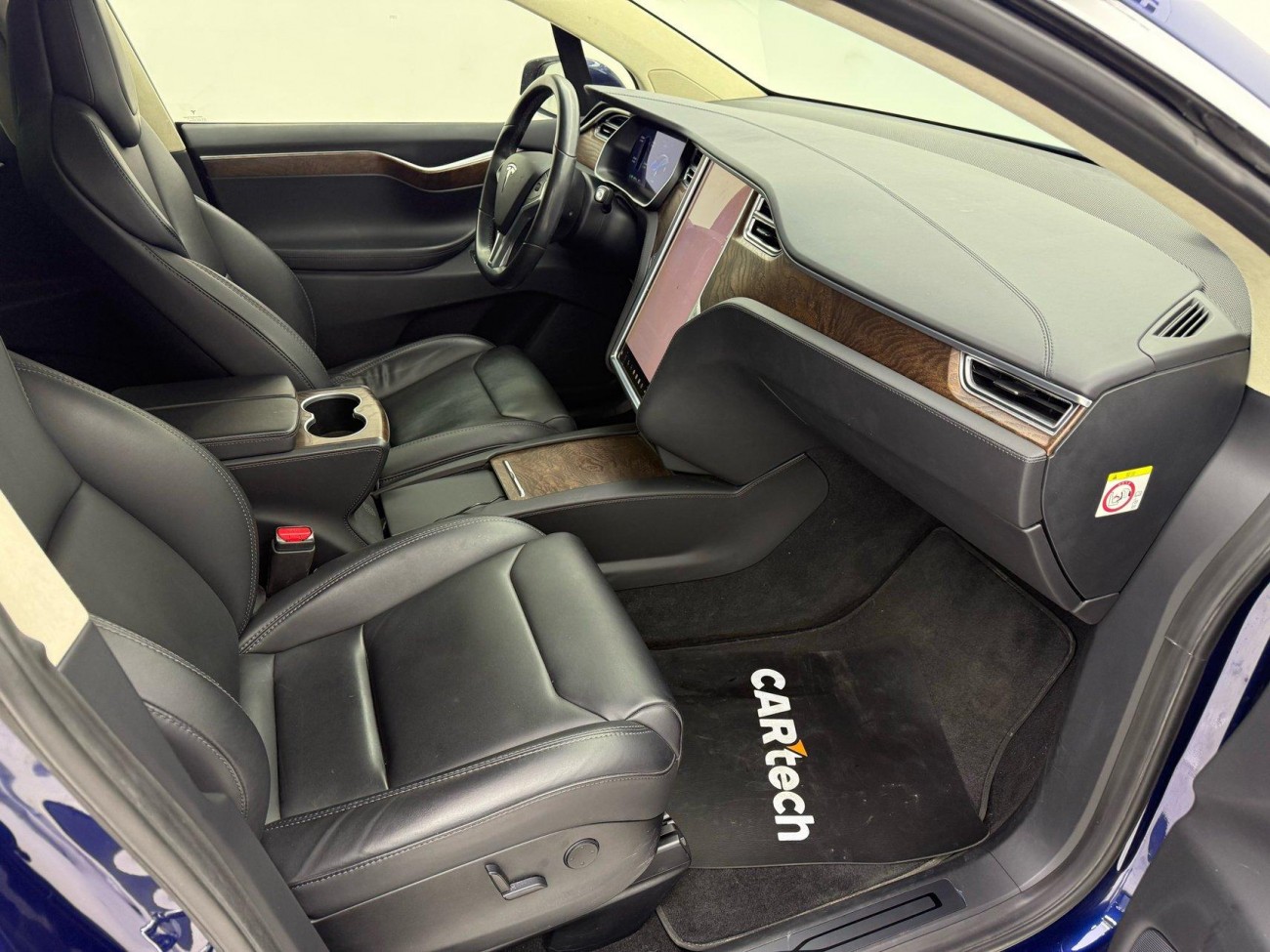 Tesla Model X 2018