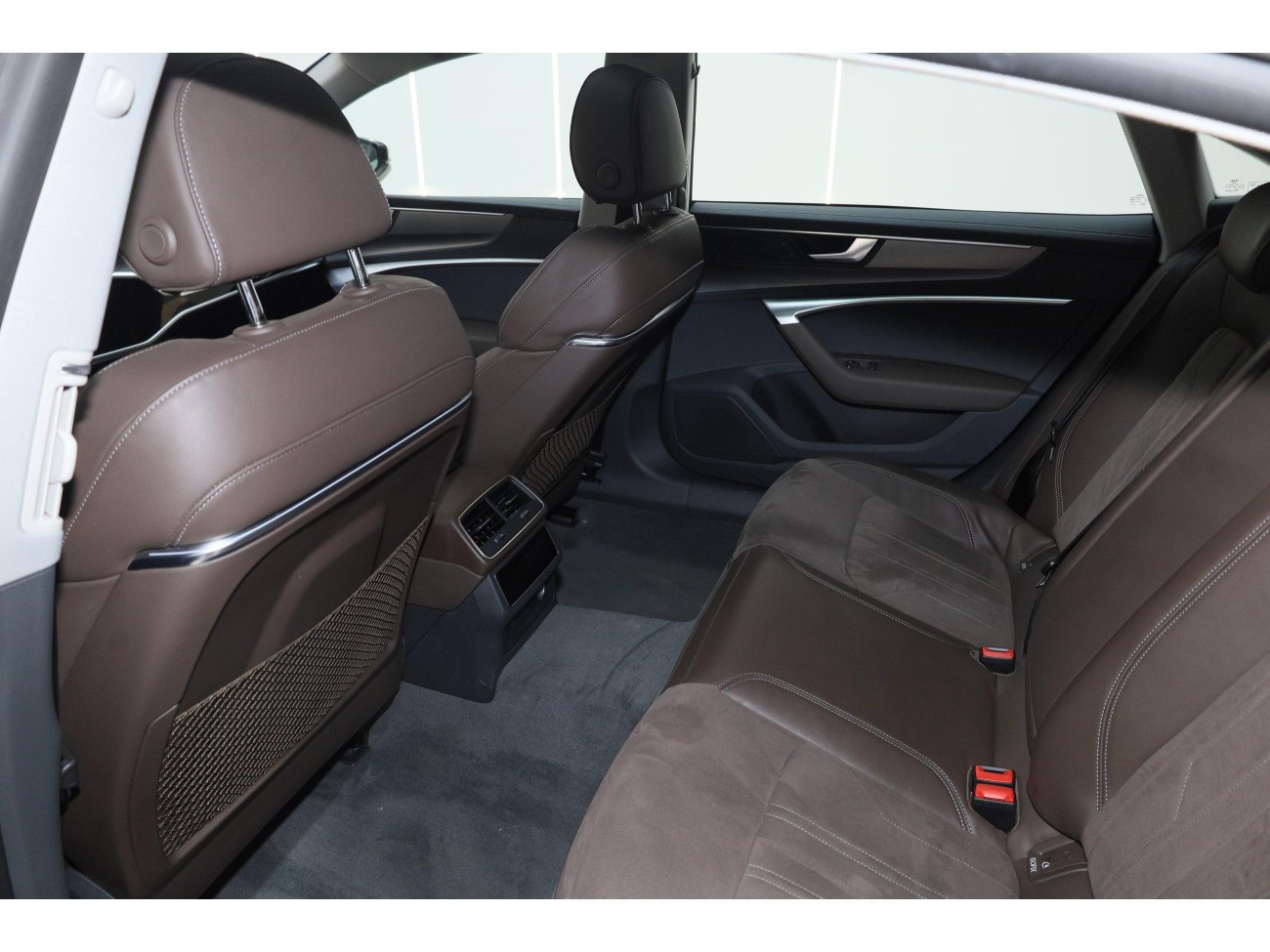 Audi A7L 45 TFSI 2024