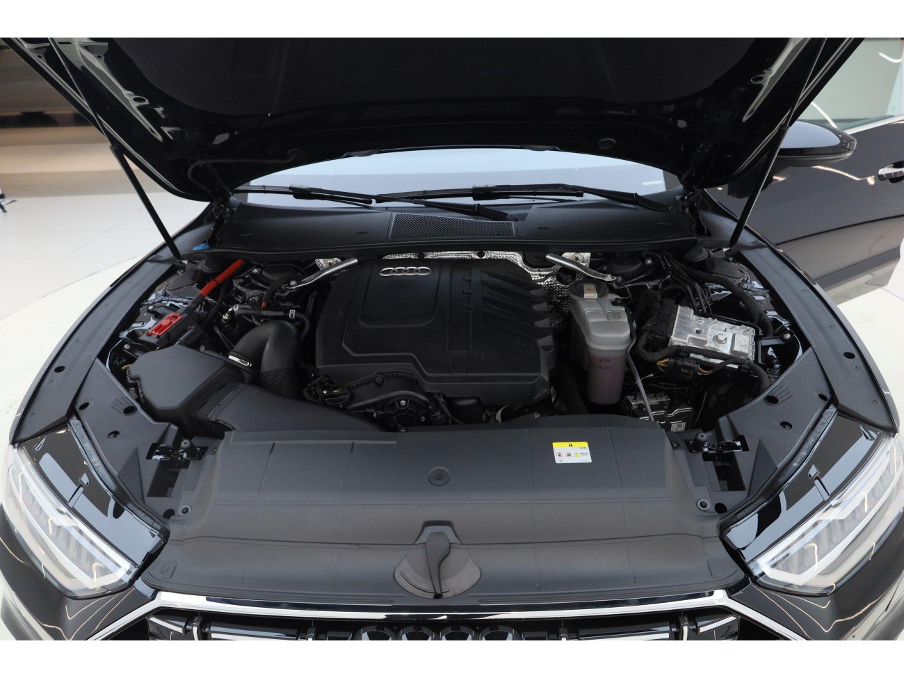 Audi A7L 45 TFSI 2024