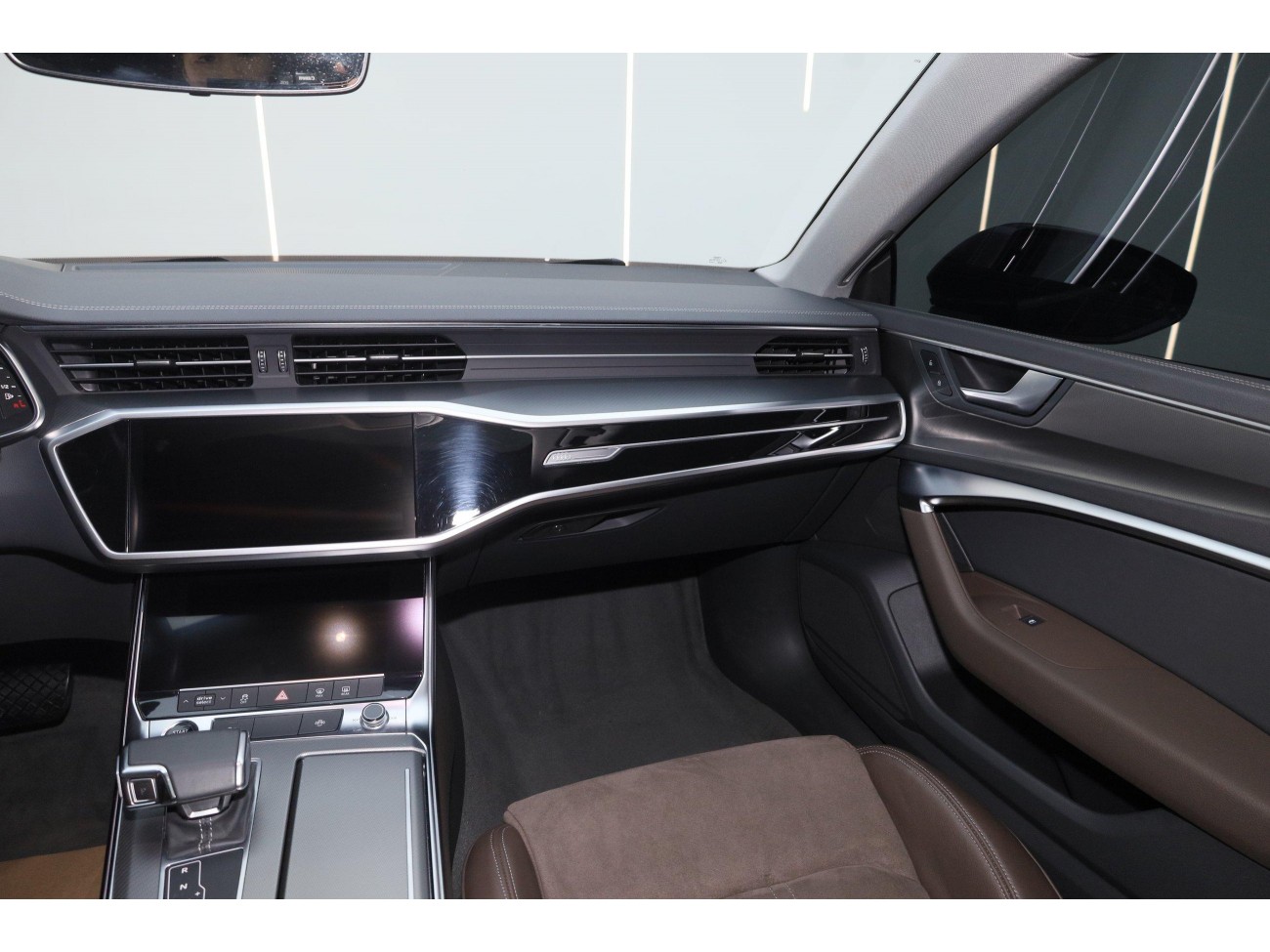 Audi A7L 45 TFSI 2024