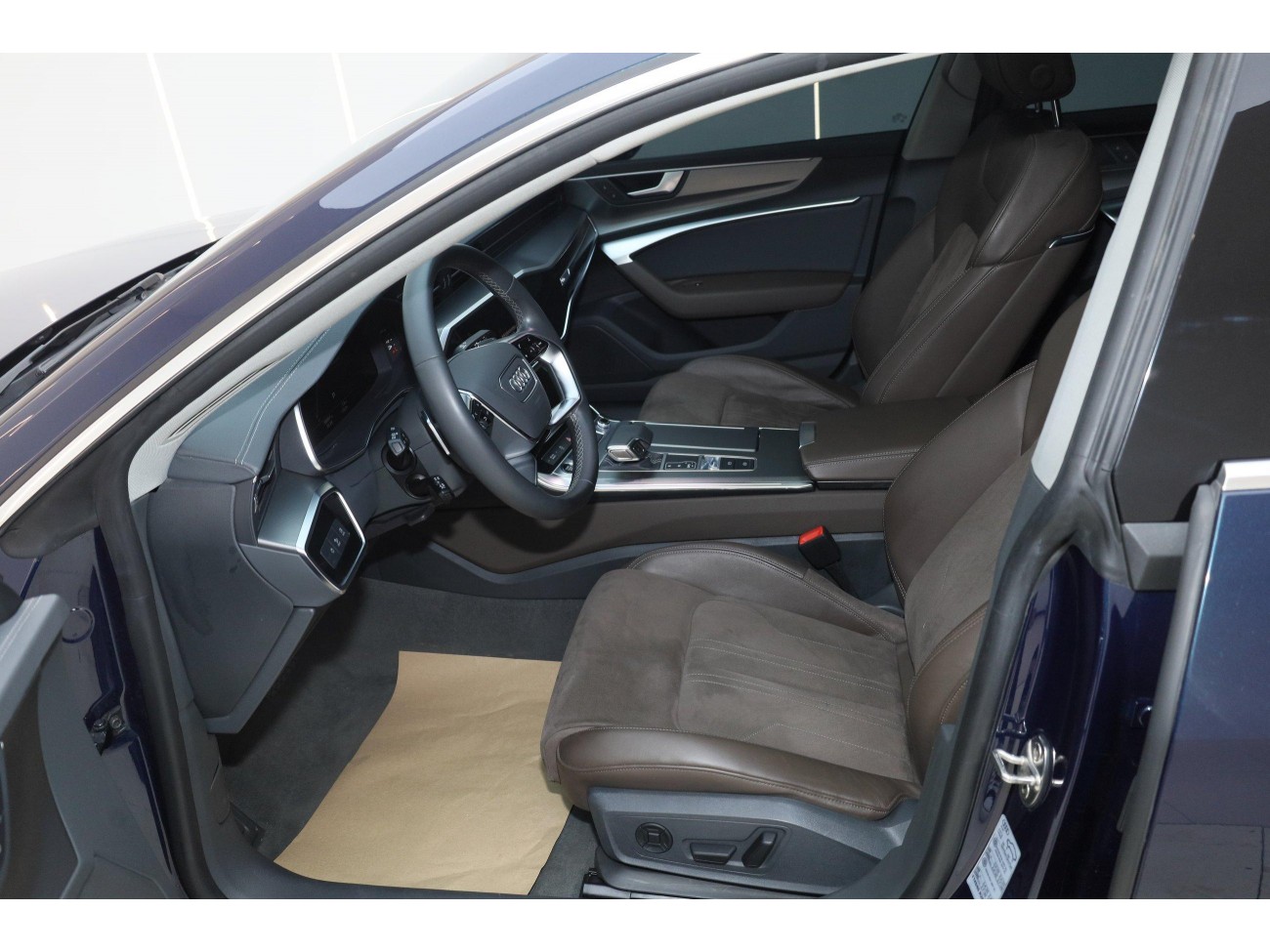 Audi A7L 45 TFSI 2024