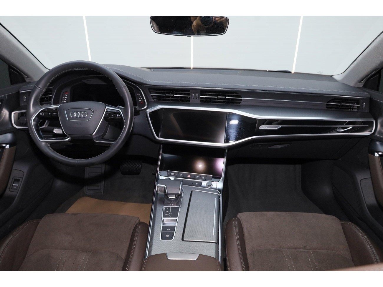Audi A7L 45 TFSI 2024
