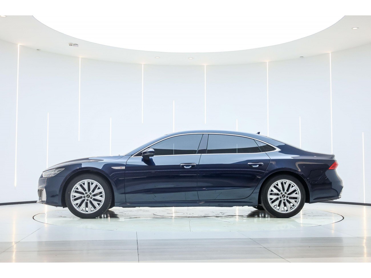 Audi A7L 45 TFSI 2024