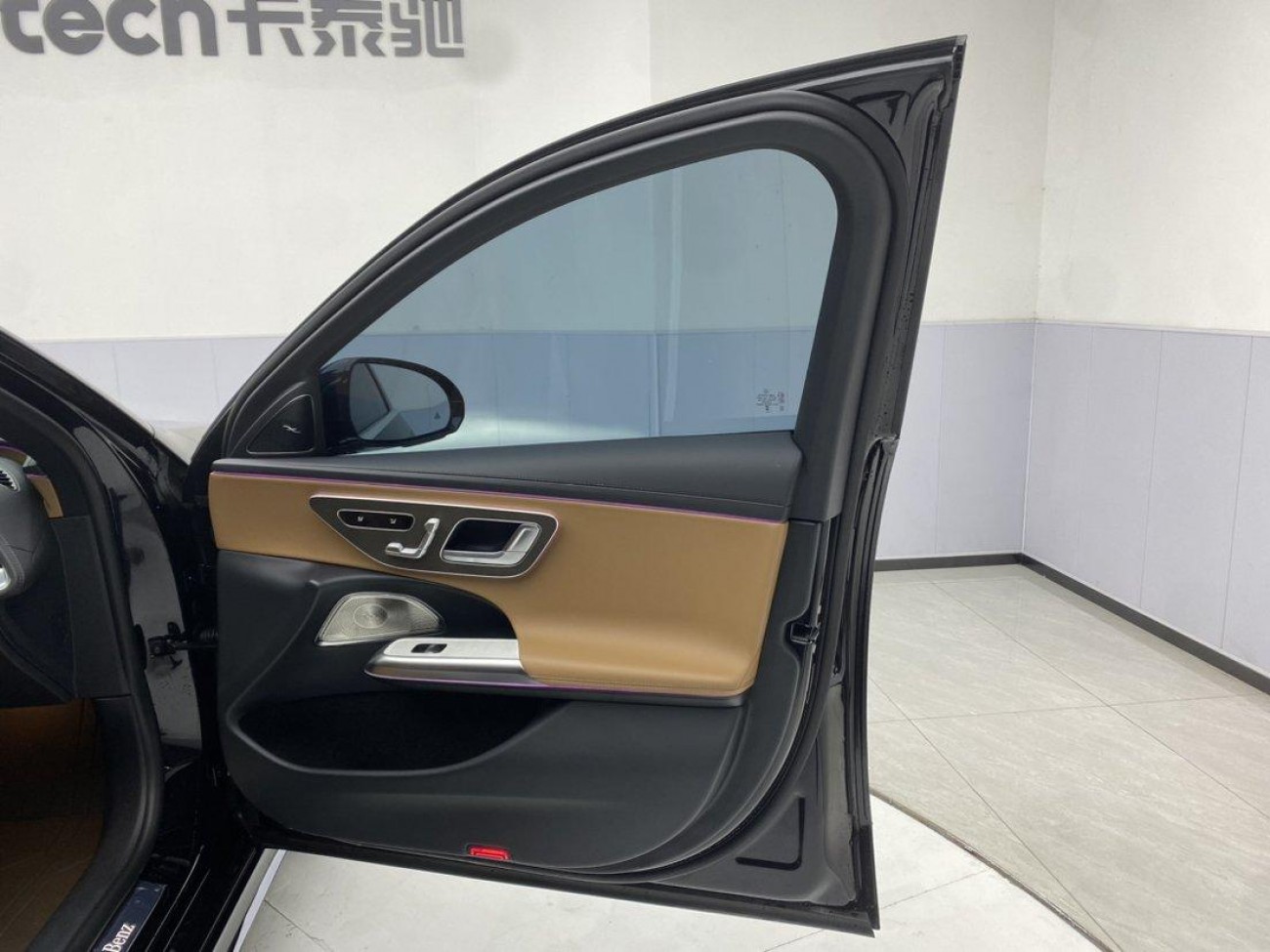 Mercedes-Benz E 300 L 2025