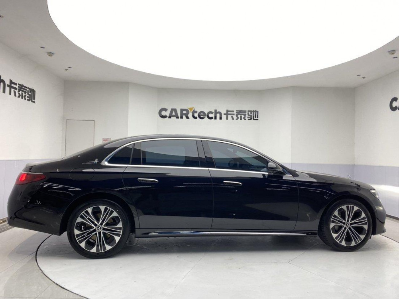 Mercedes-Benz E 300 L 2025