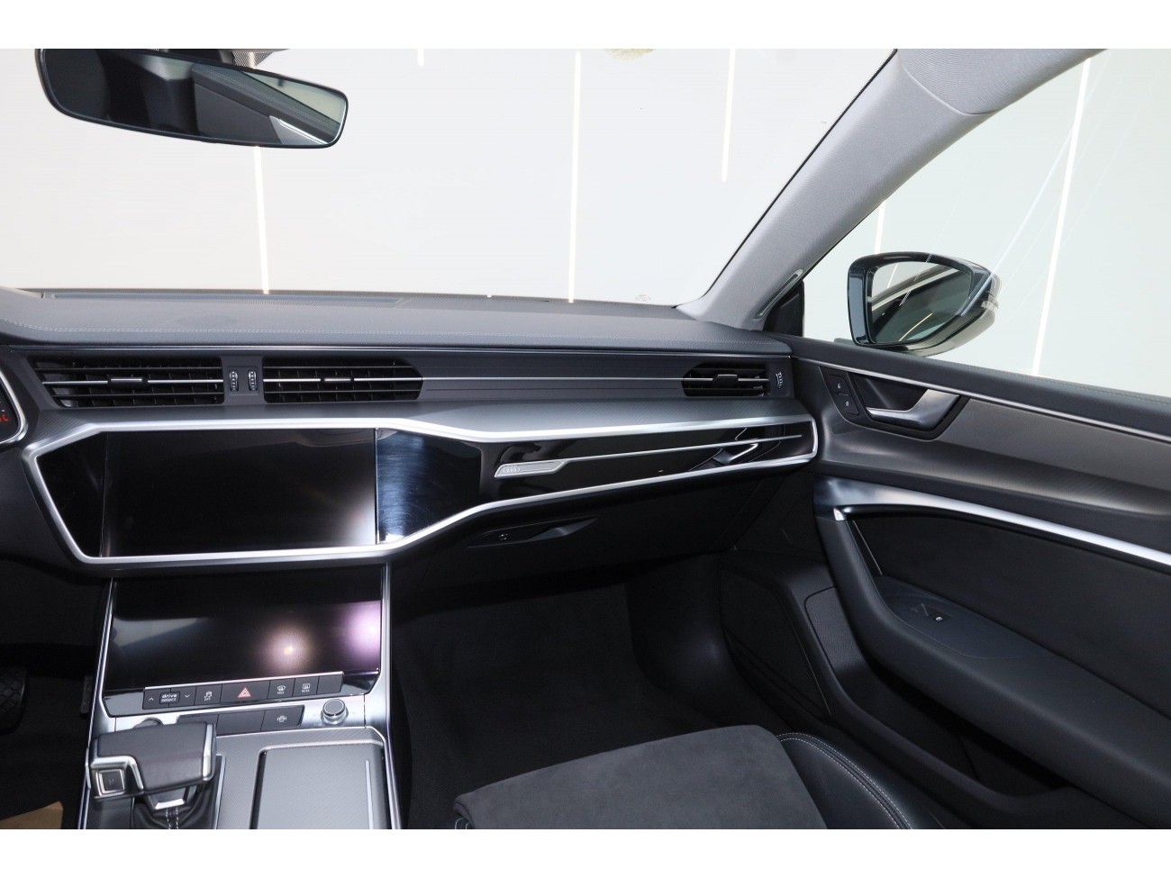 Audi A7L 45 TFSI 2024