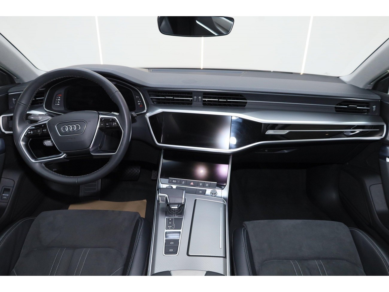 Audi A7L 45 TFSI 2024