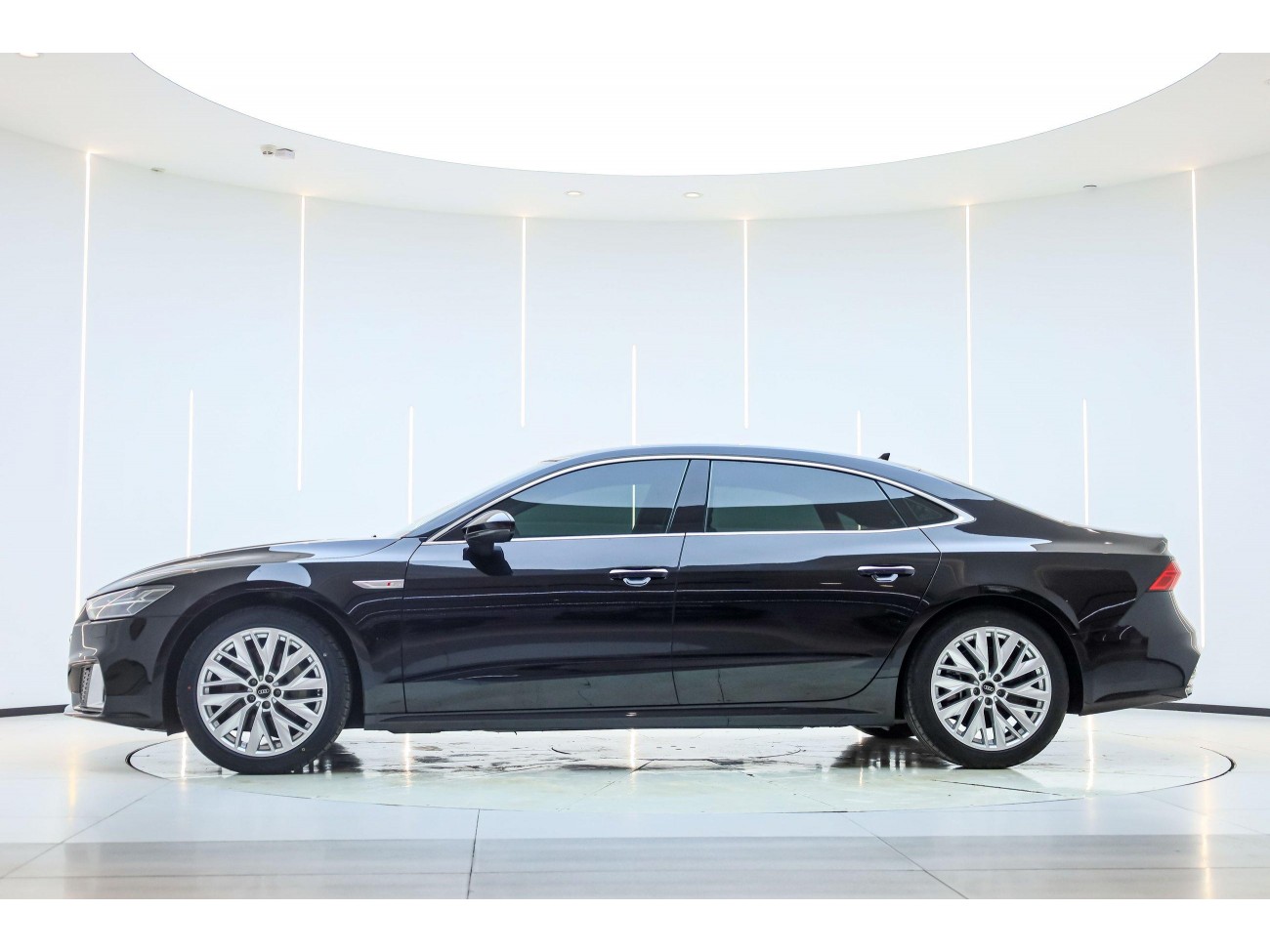 Audi A7L 45 TFSI 2024
