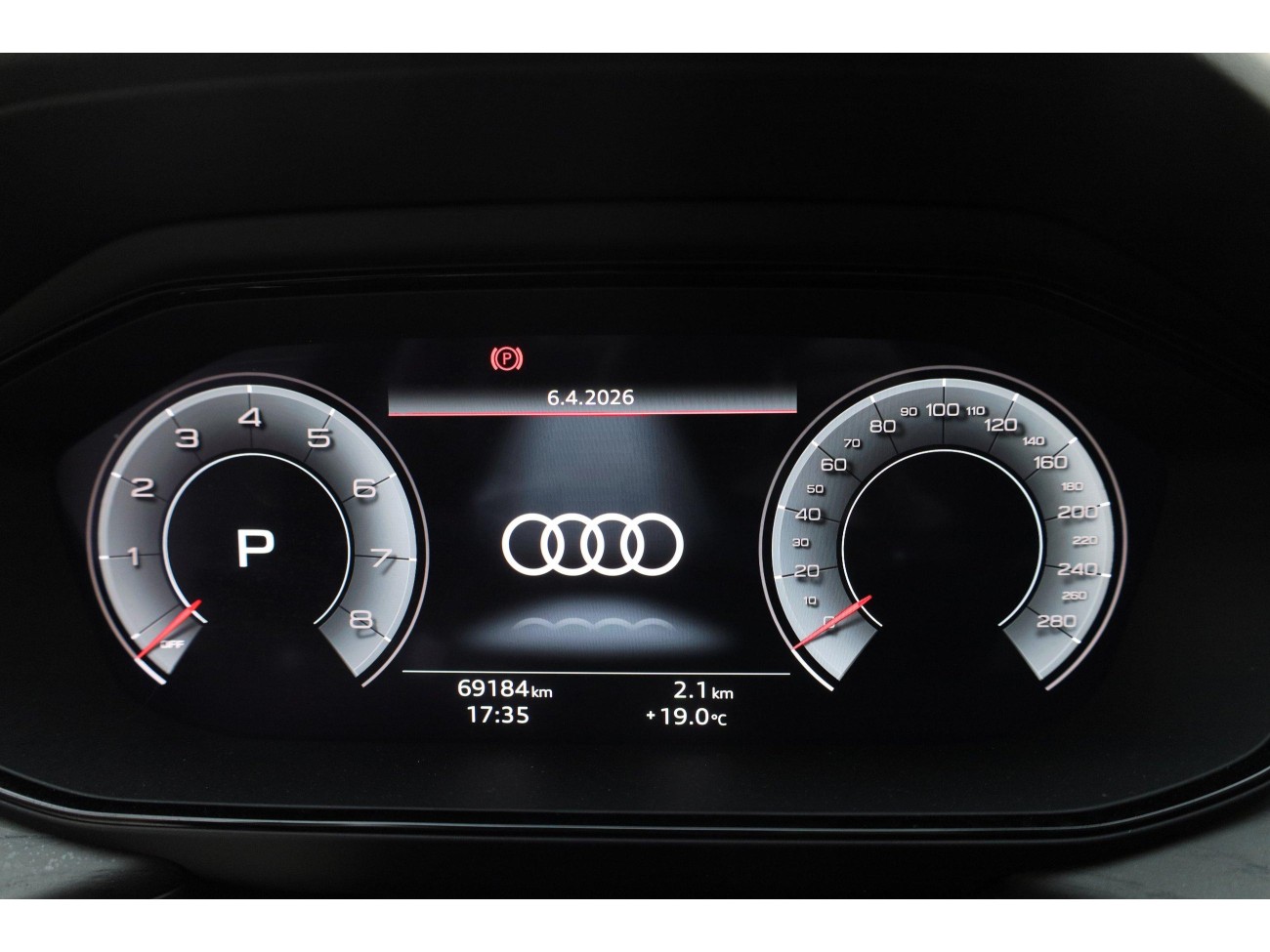 Audi Q6 40 TFSI 2024