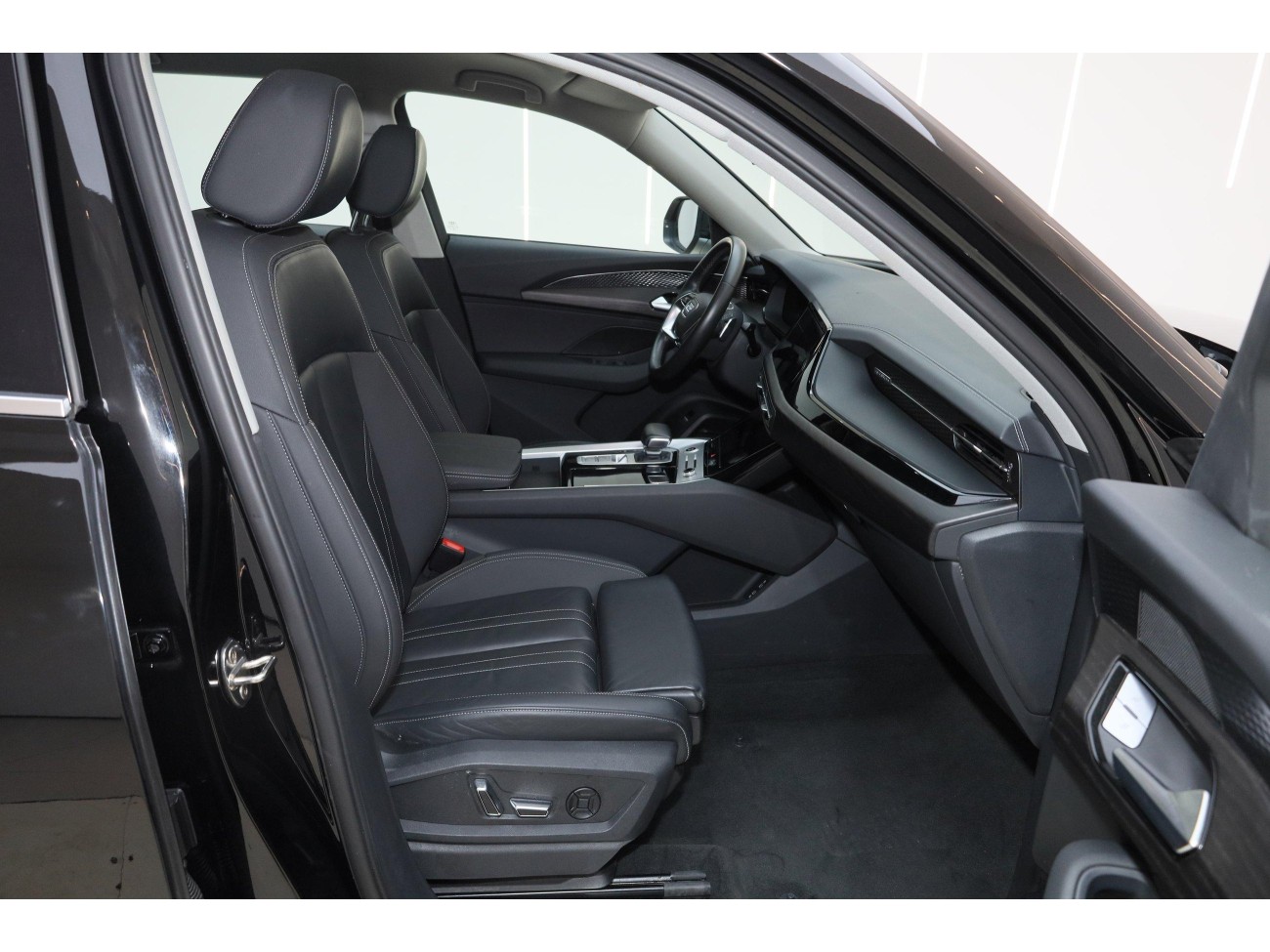 Audi Q6 40 TFSI 2024