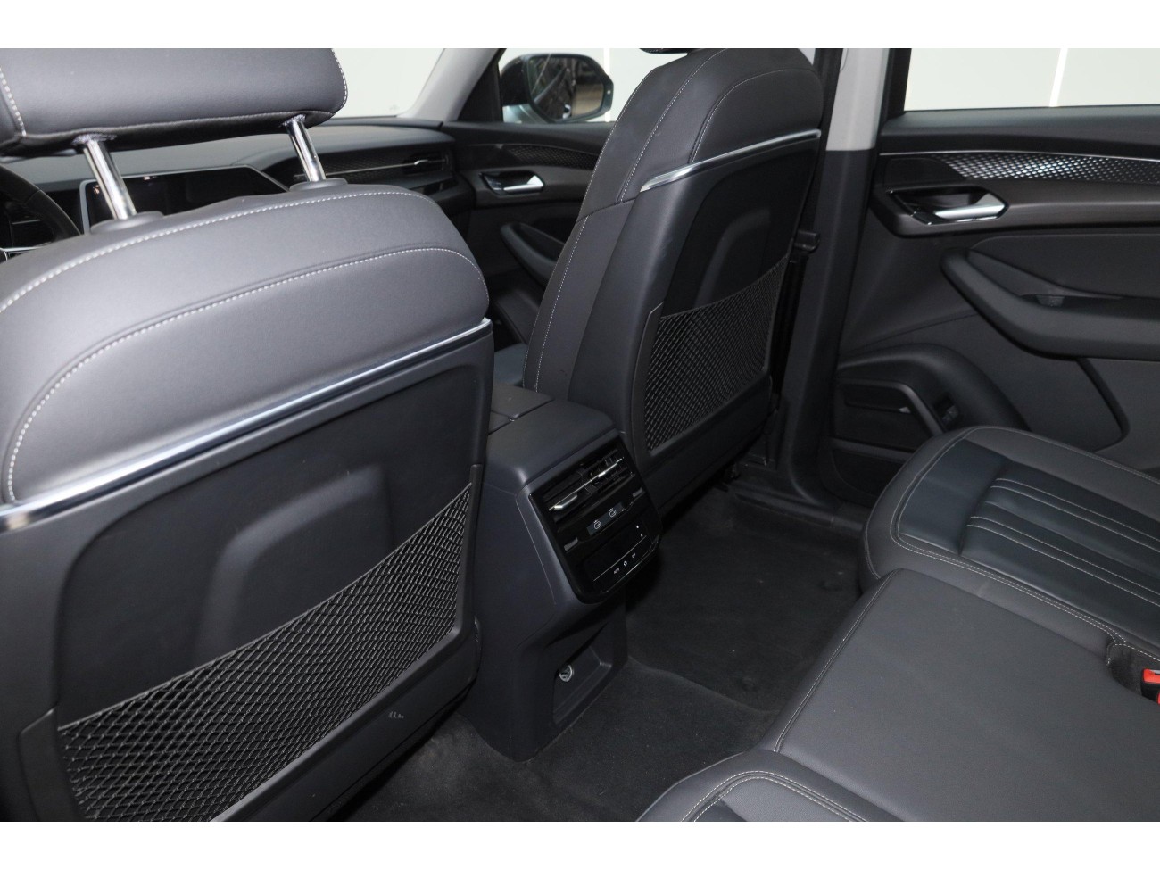 Audi Q6 40 TFSI 2024