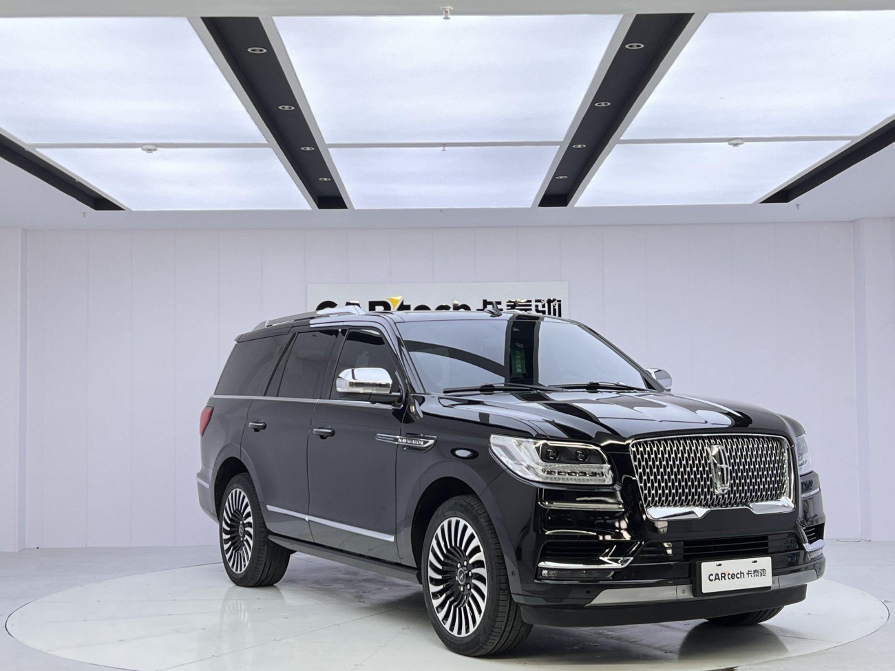Lincoln Navigator 2021