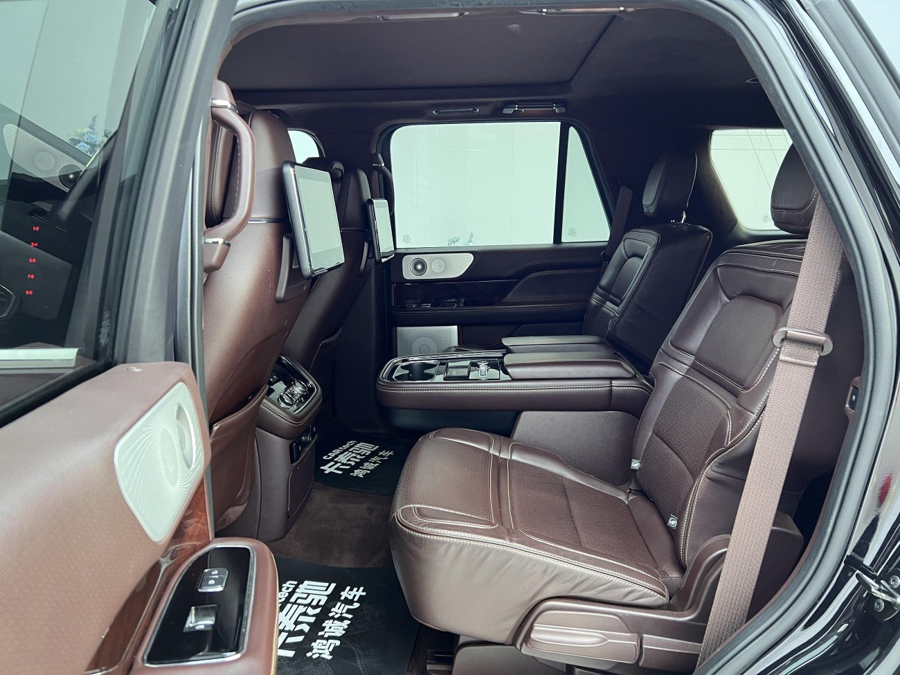 Lincoln Navigator 2021