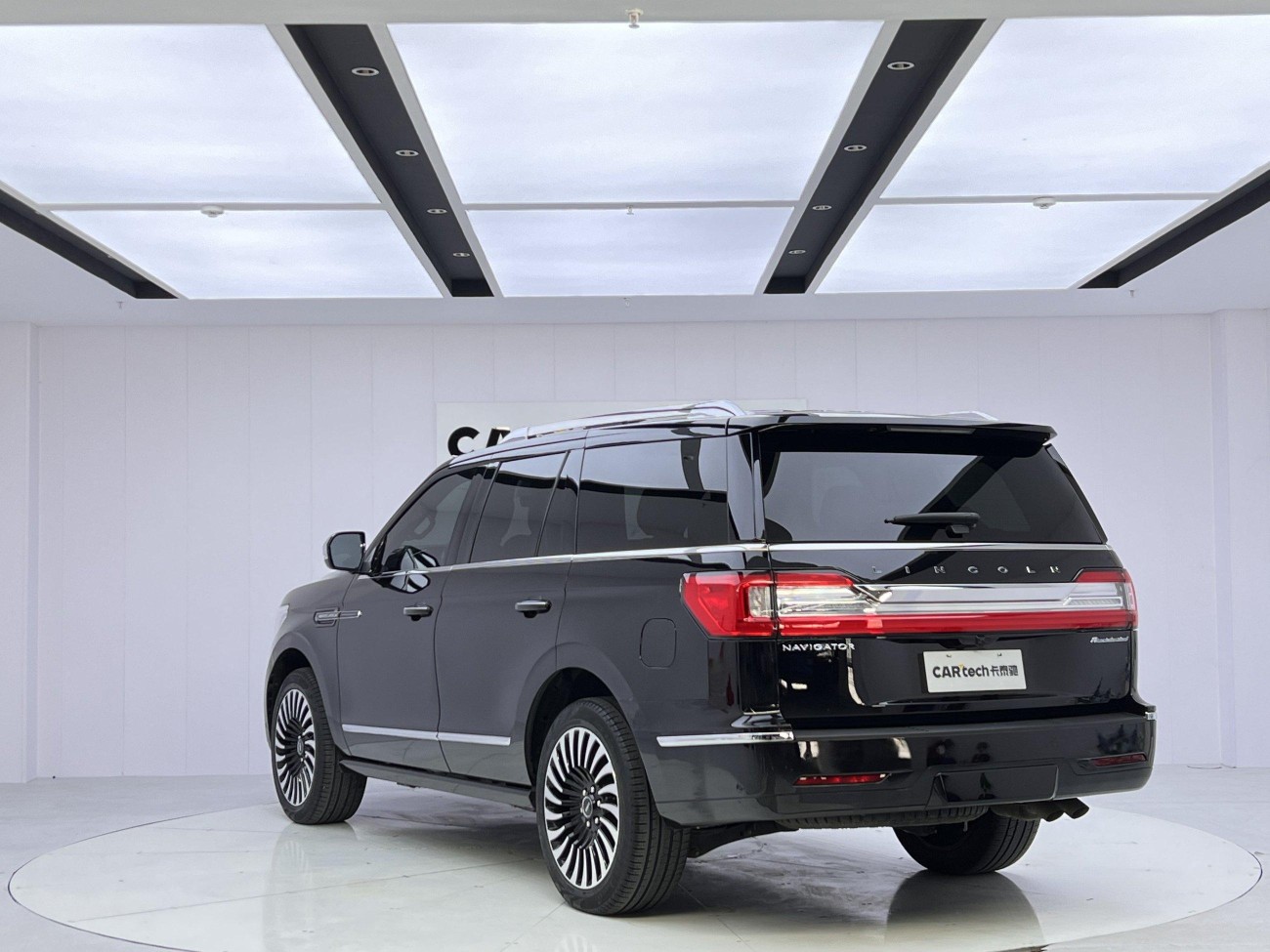 Lincoln Navigator 2021
