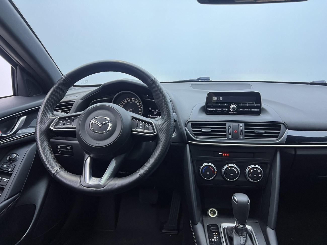 Mazda CX-4 2023