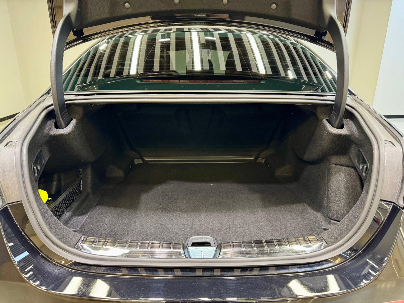 Mercedes-Benz E 300 L 2024