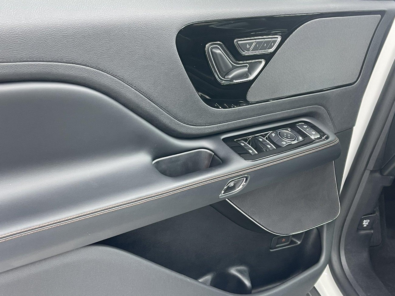 Lincoln Aviator 2024