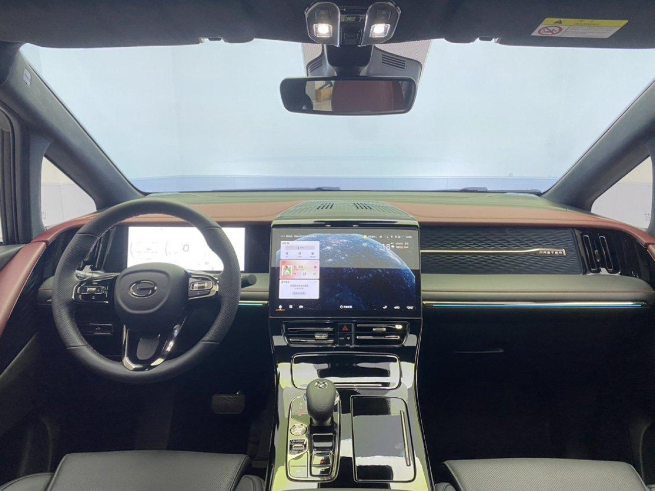 Trumpchi M8 2025