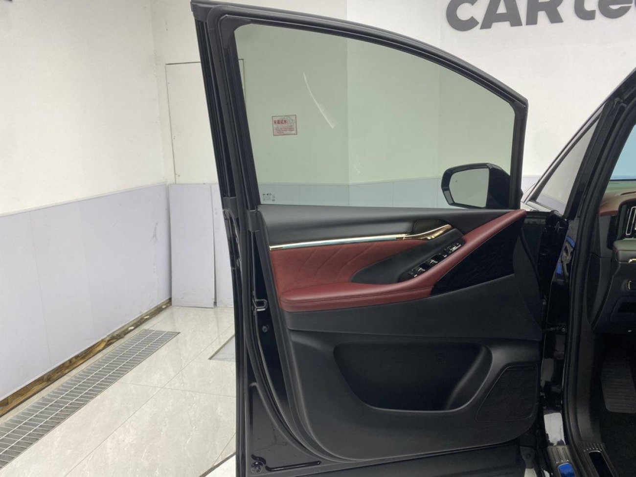 Trumpchi M8 2025